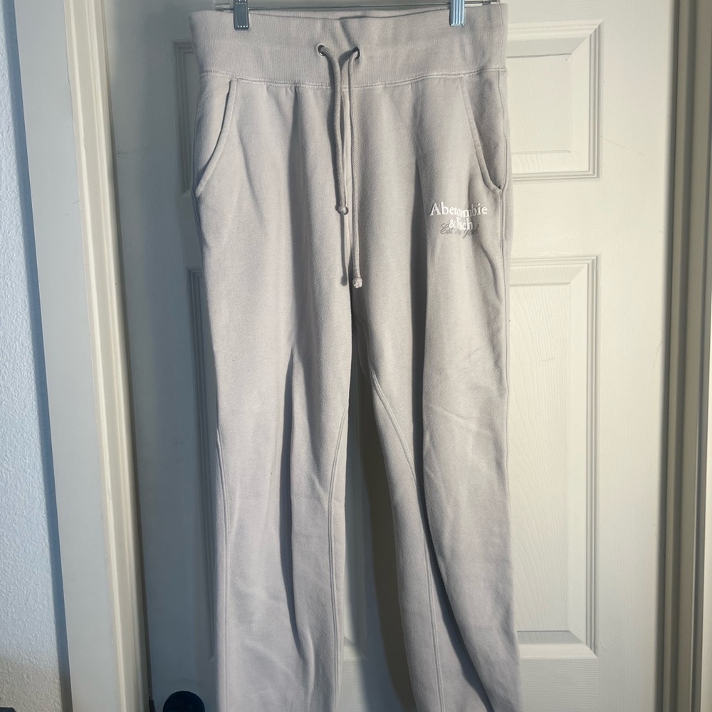 Abercrombie & Fitch women’s Toupe Joggers Sz L